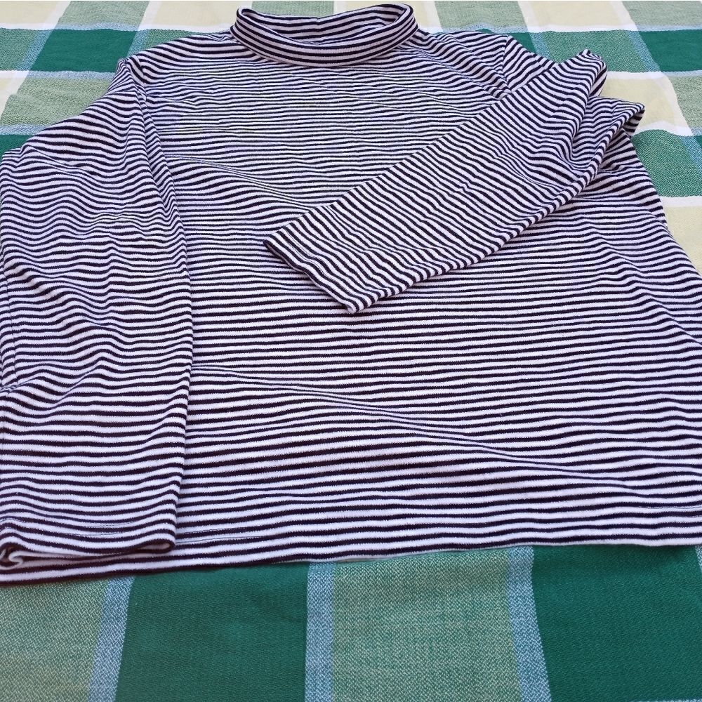 Croft & Barrow Striped White Black Long Sleeve  Metalic Women’s Sweater Size XL